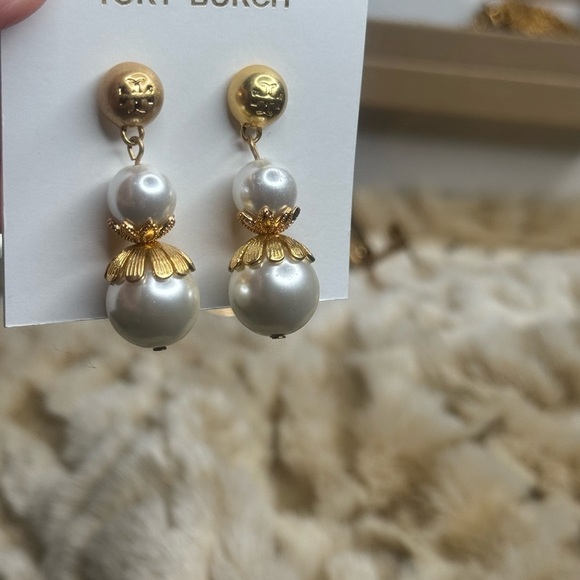 Tory Burch Gold and Pearl Floral Earrings - Picture 4 of 5